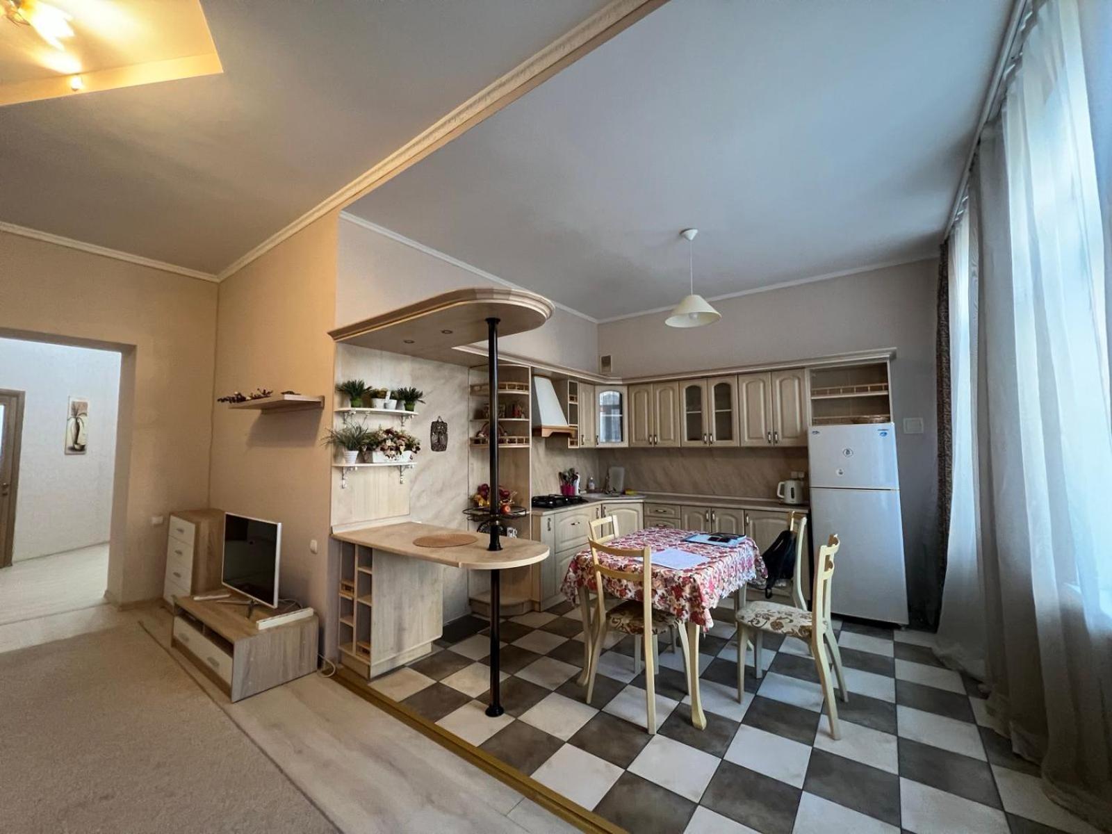 Apartment On Baseinaya Street 13 Kyiv Exterior photo